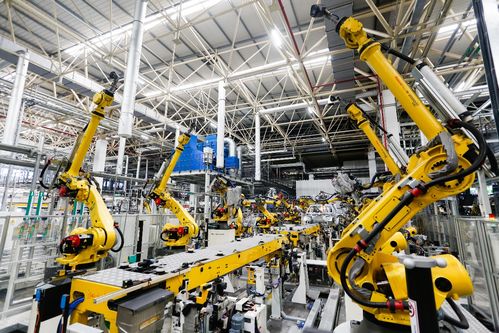 NEDC综合续航里程超1000km，赛力斯华为智选SF5持续火爆 摄影大赛火热开启